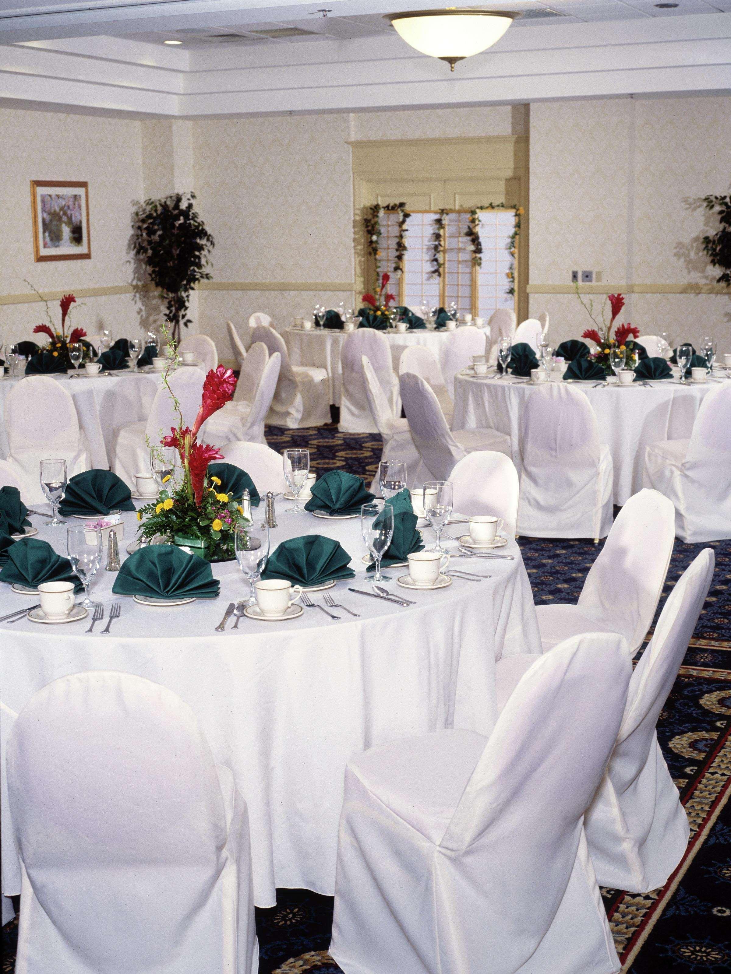 Embassy Suites Newark - Wilmington/South Restaurant bilde