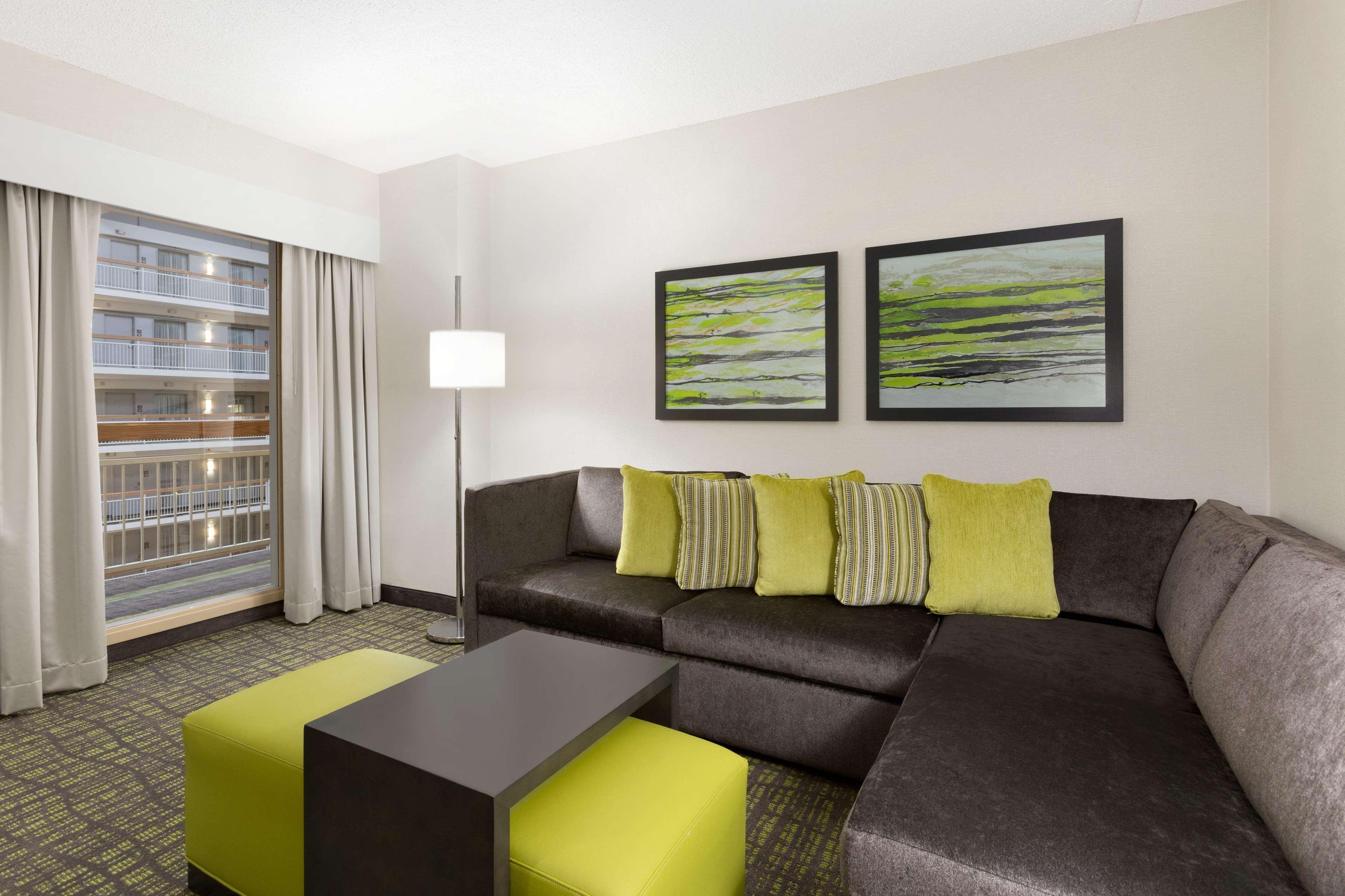 Embassy Suites Newark - Wilmington/South Eksteriør bilde