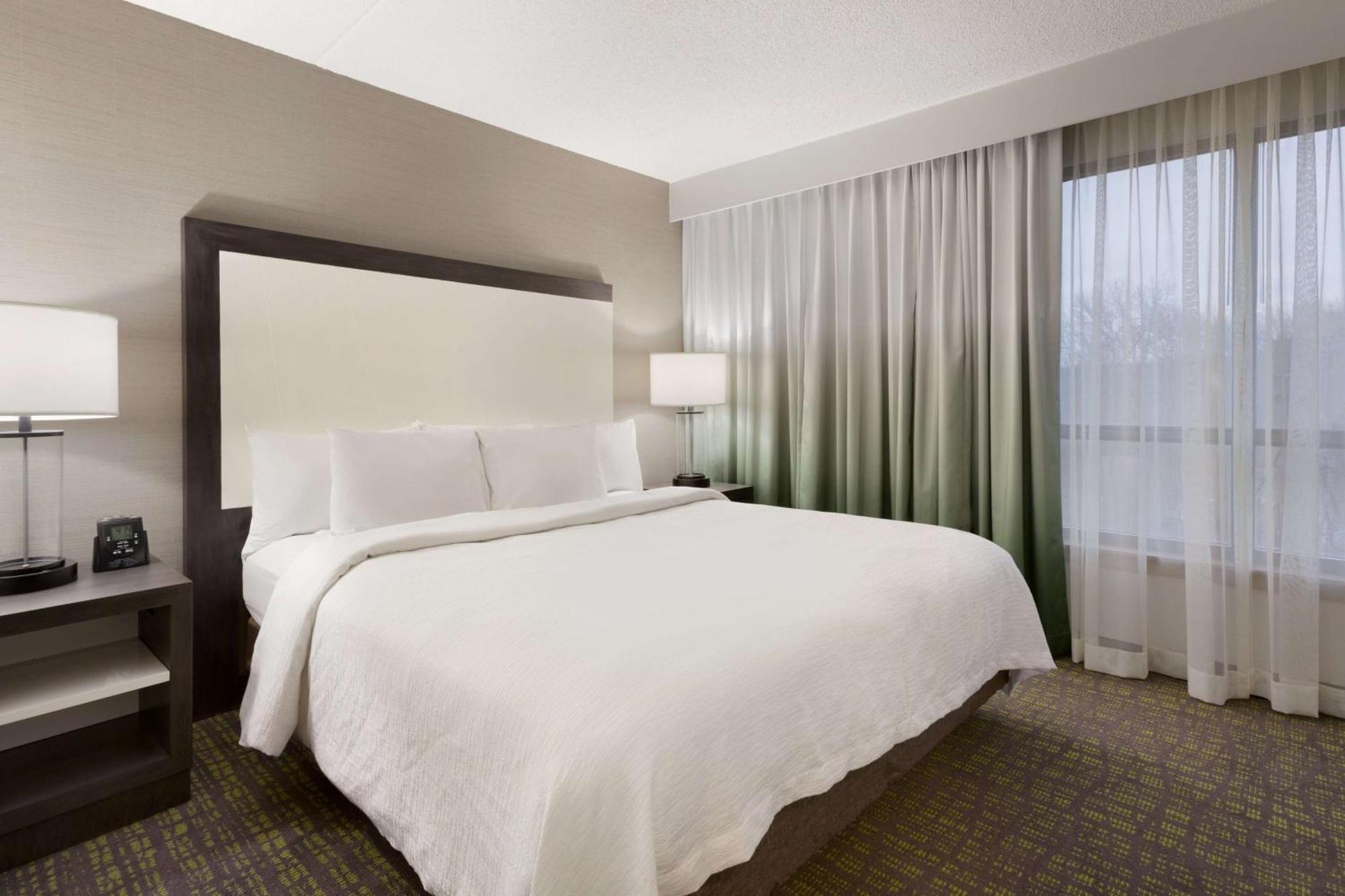 Embassy Suites Newark - Wilmington/South Eksteriør bilde