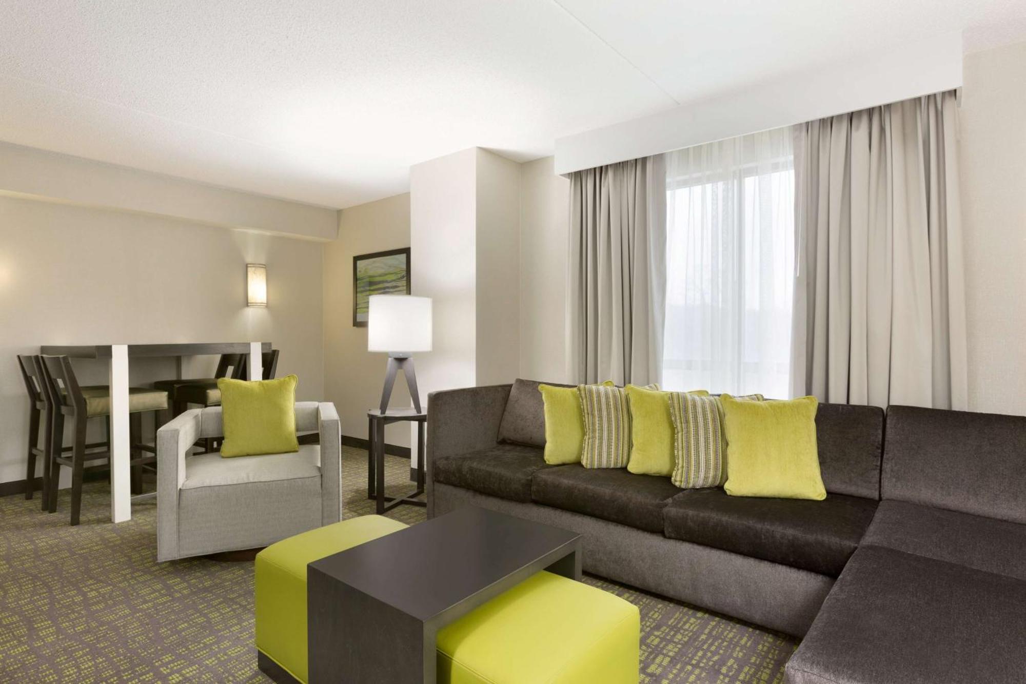 Embassy Suites Newark - Wilmington/South Eksteriør bilde