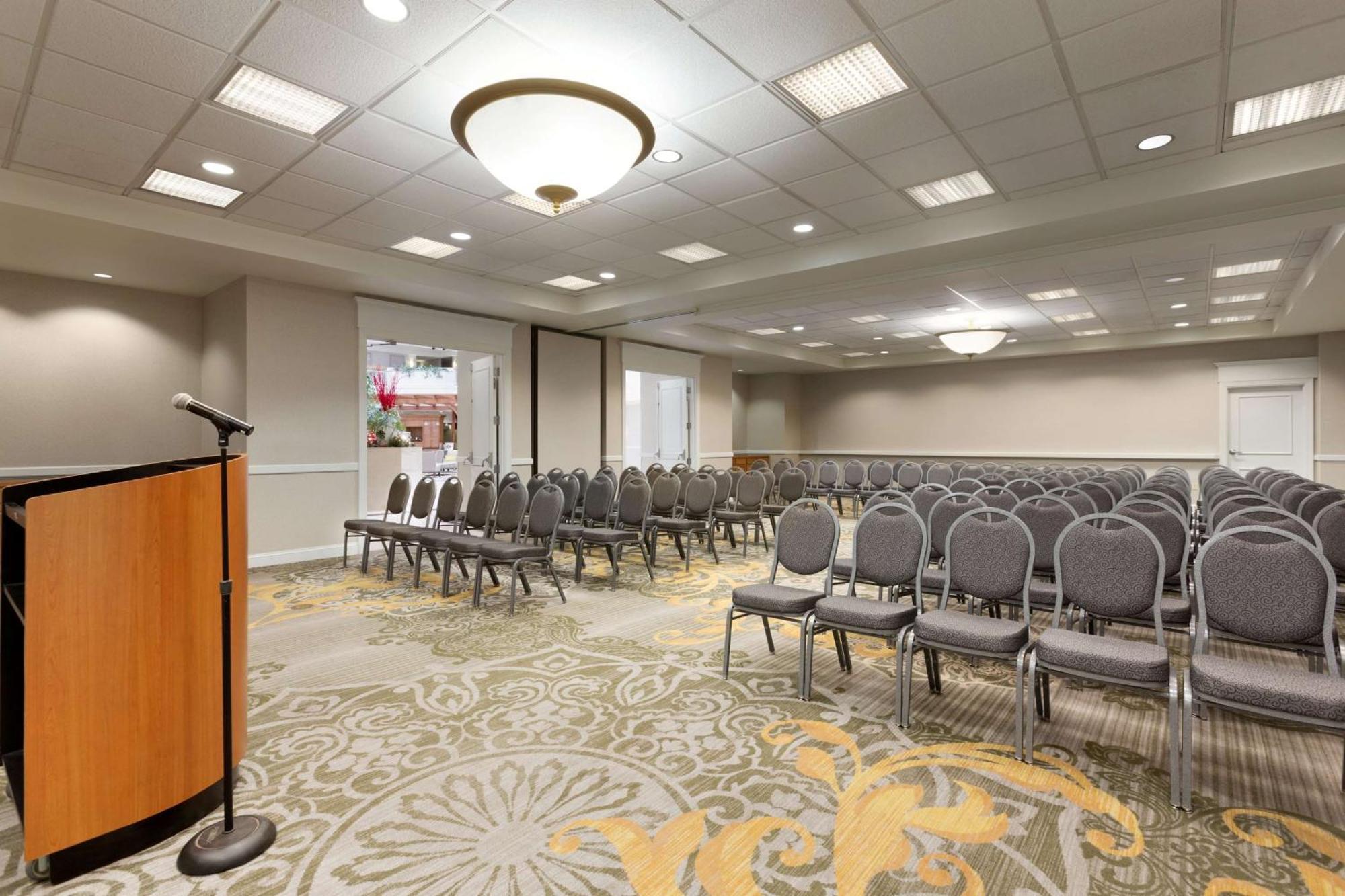 Embassy Suites Newark - Wilmington/South Eksteriør bilde
