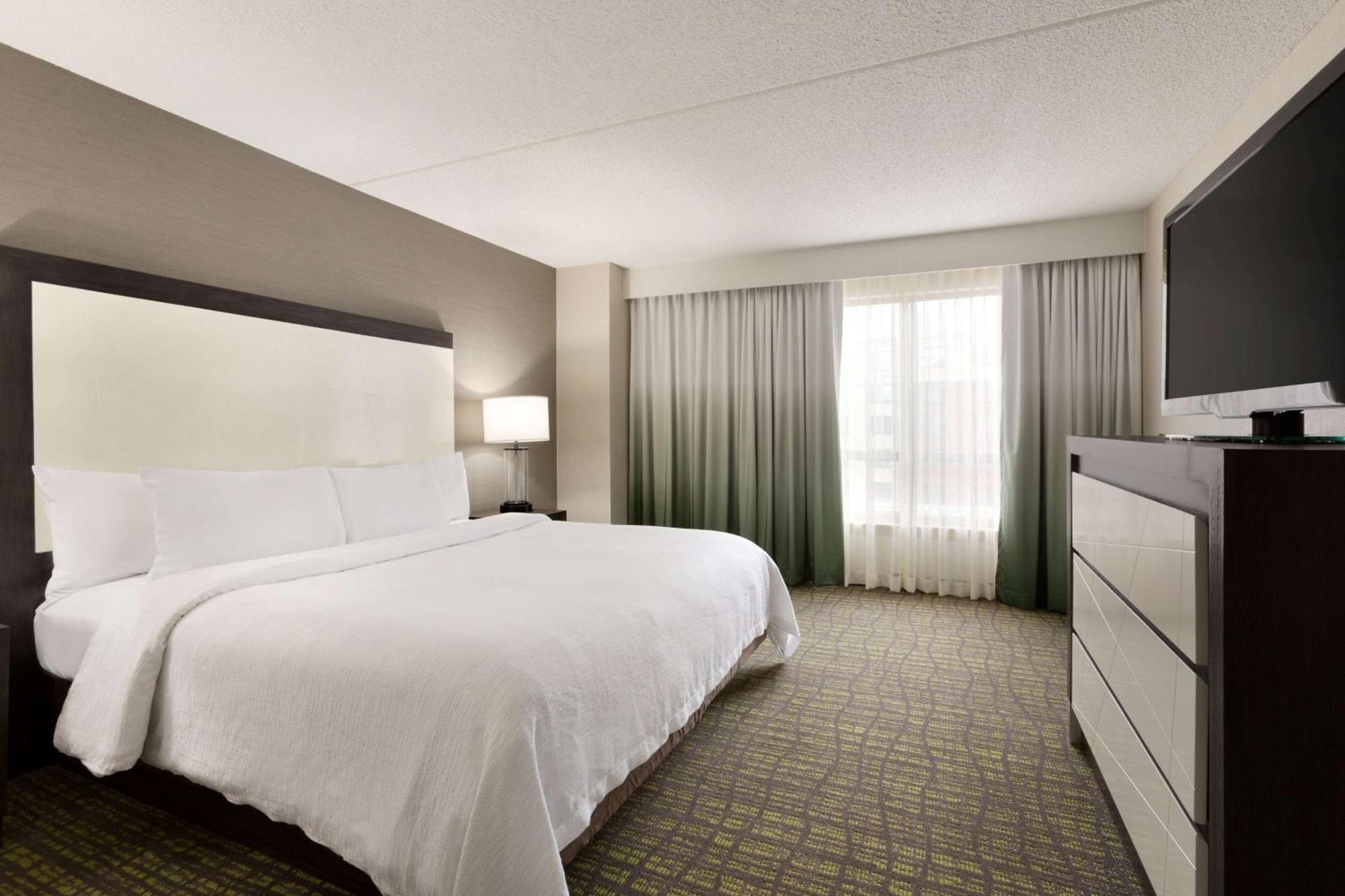 Embassy Suites Newark - Wilmington/South Eksteriør bilde