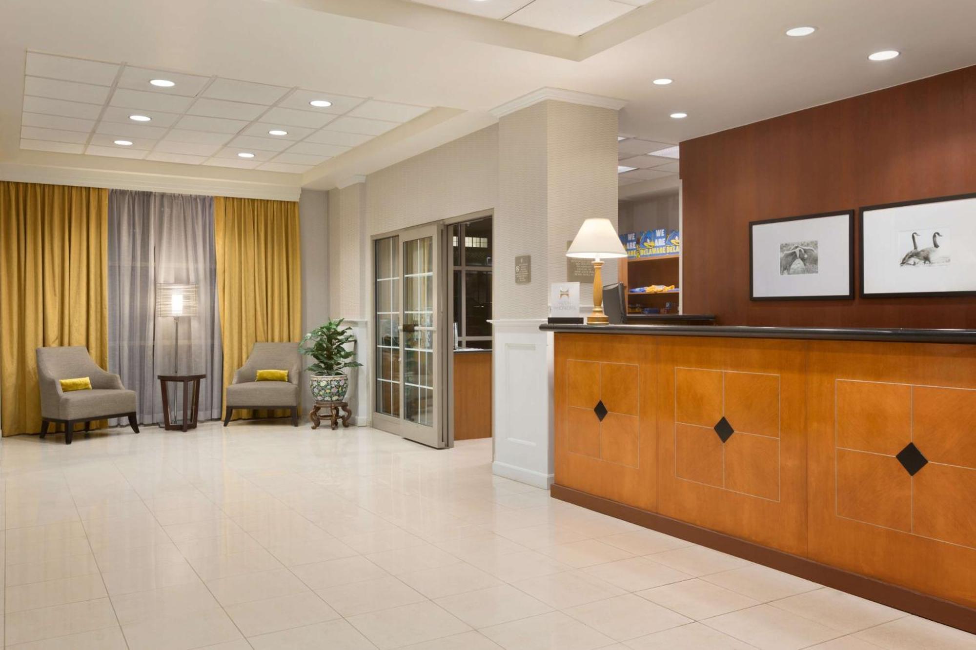 Embassy Suites Newark - Wilmington/South Eksteriør bilde